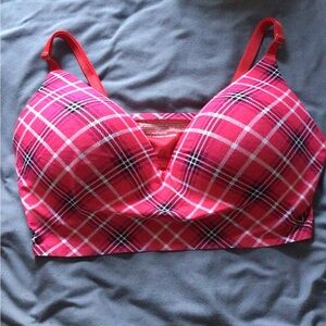 Victoria's Secret Pink Plaid Wireless T-Shirt Bra
